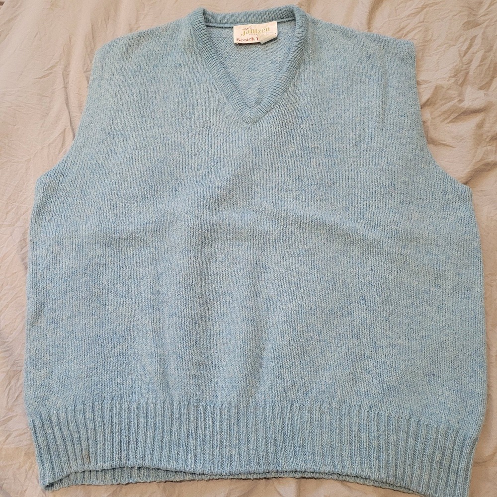 Jantzen Vintage Men's SZ XL Pullover Vest v neck lt. Blue golf grandpa academia